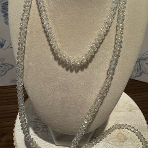 Elegant Crystal Beaded Necklace